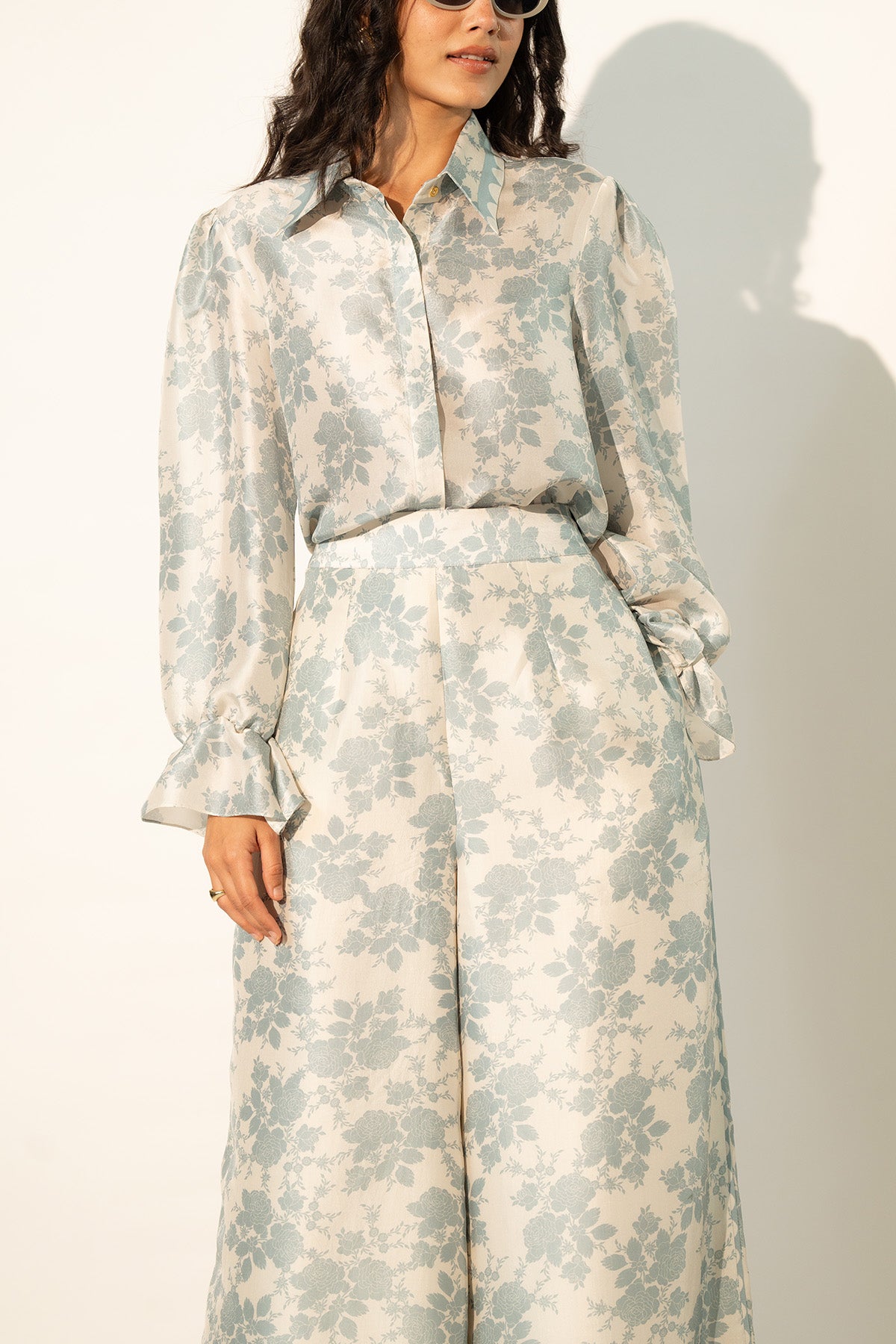 PUFF SLEEVES SHIRT