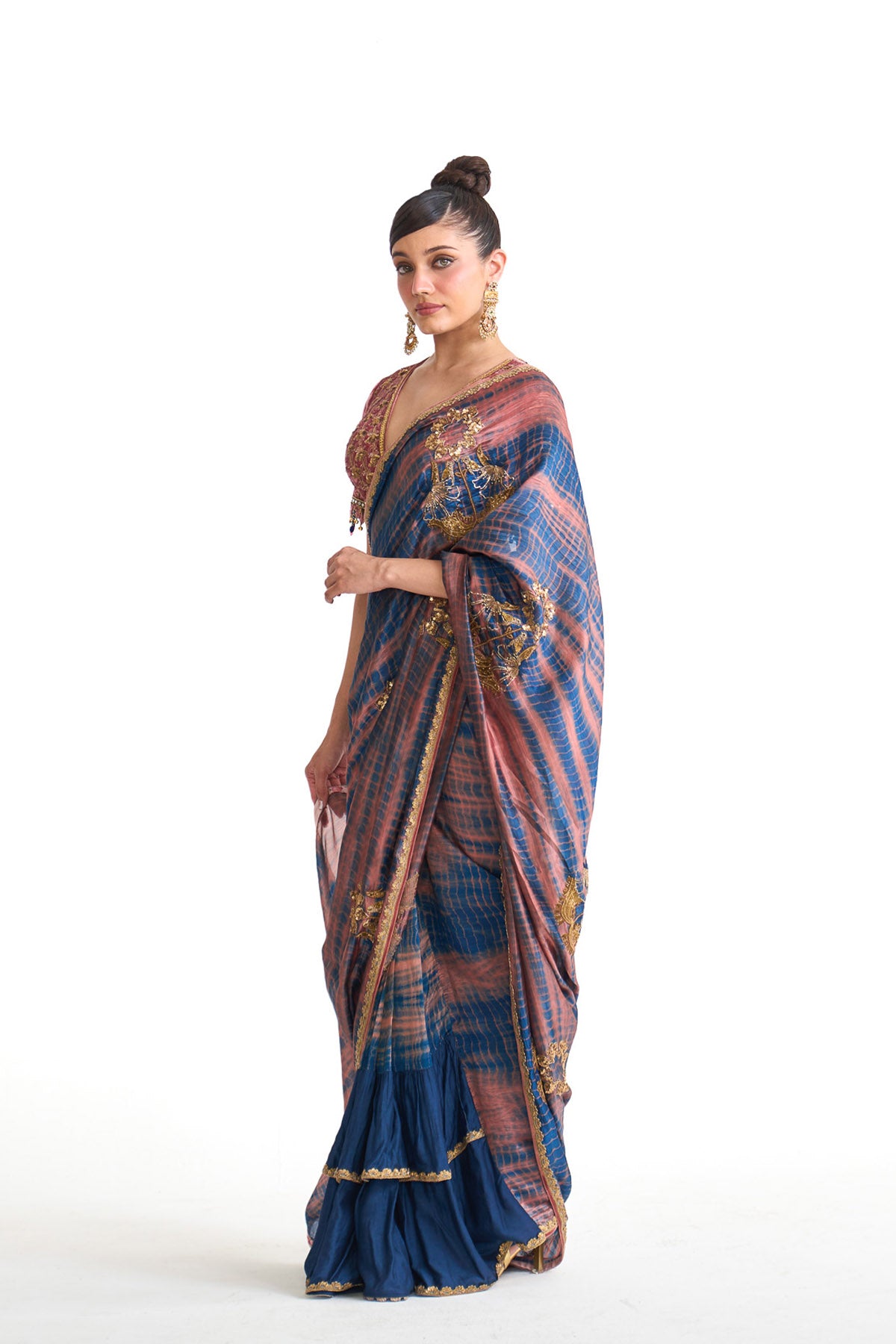 Genda phool Open saree set