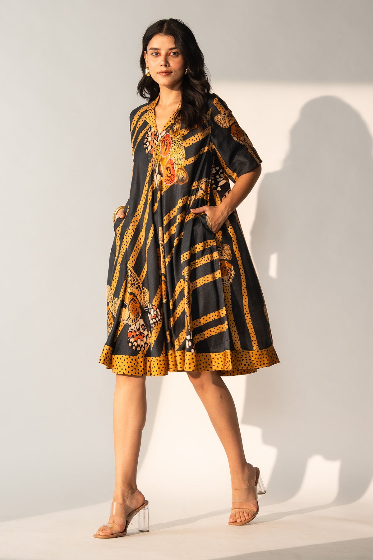 V NECK A LINE DRESS WITH PATCH POCKET