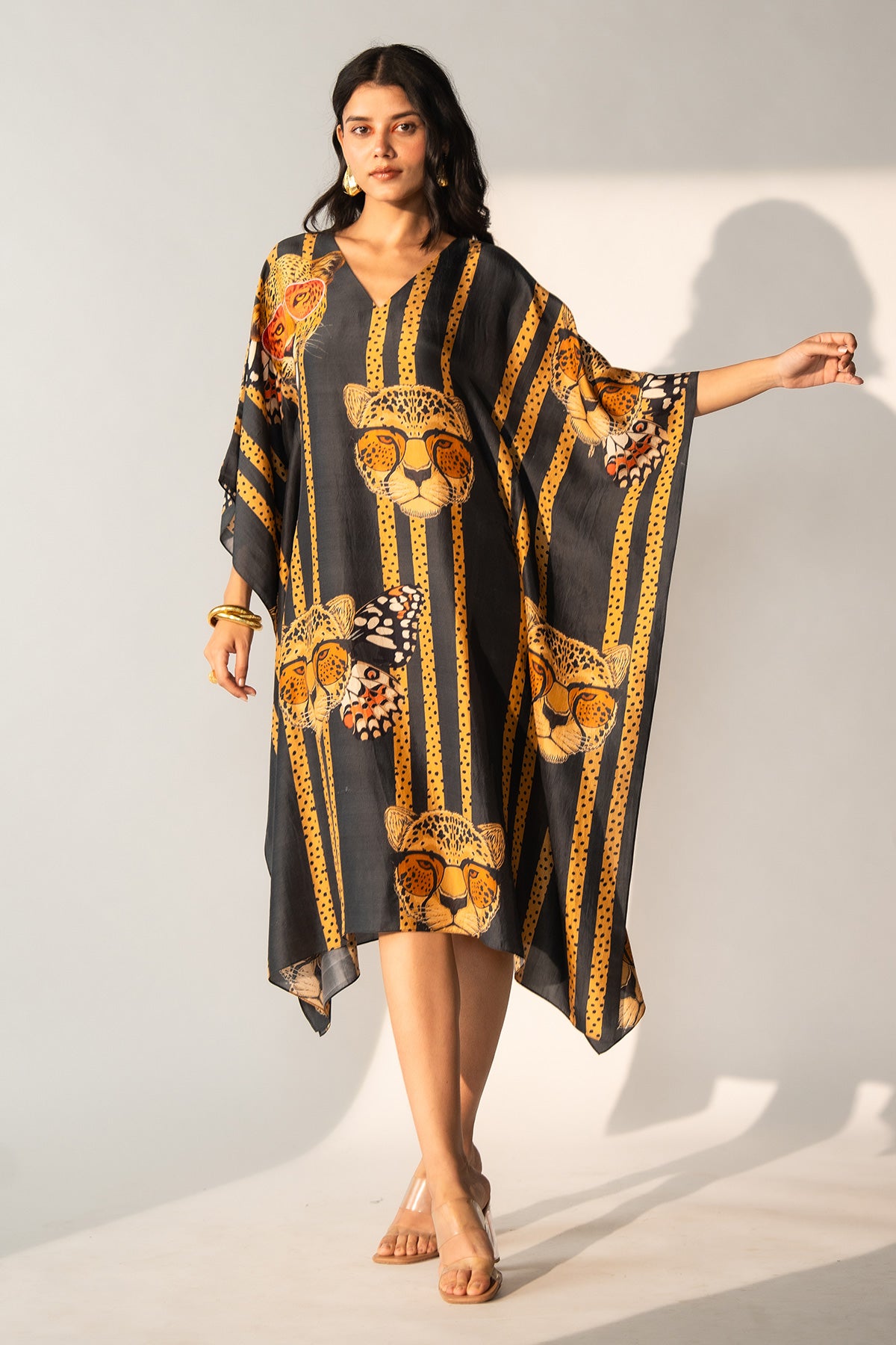 V NECK KAFTAN