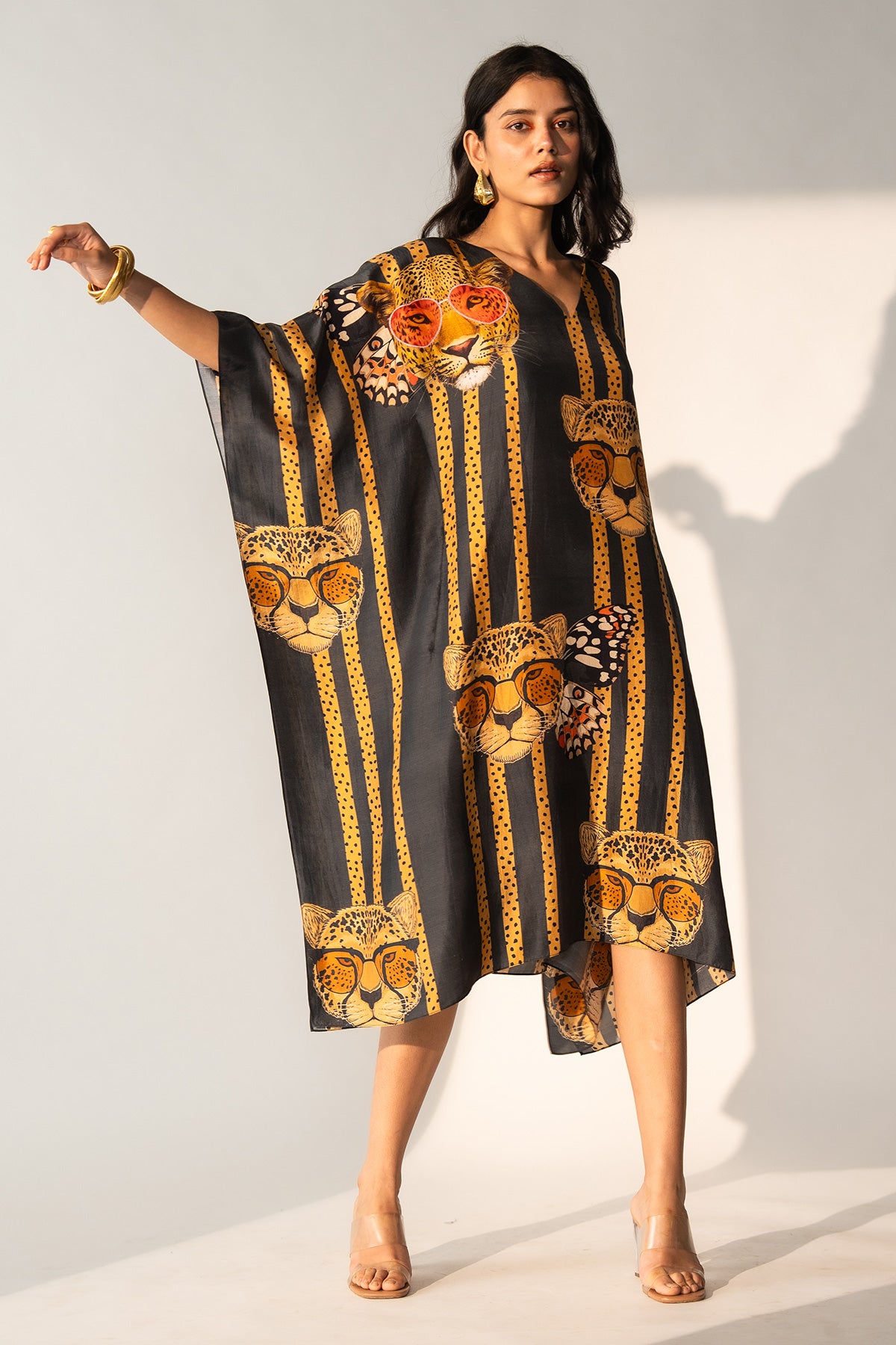 V NECK KAFTAN