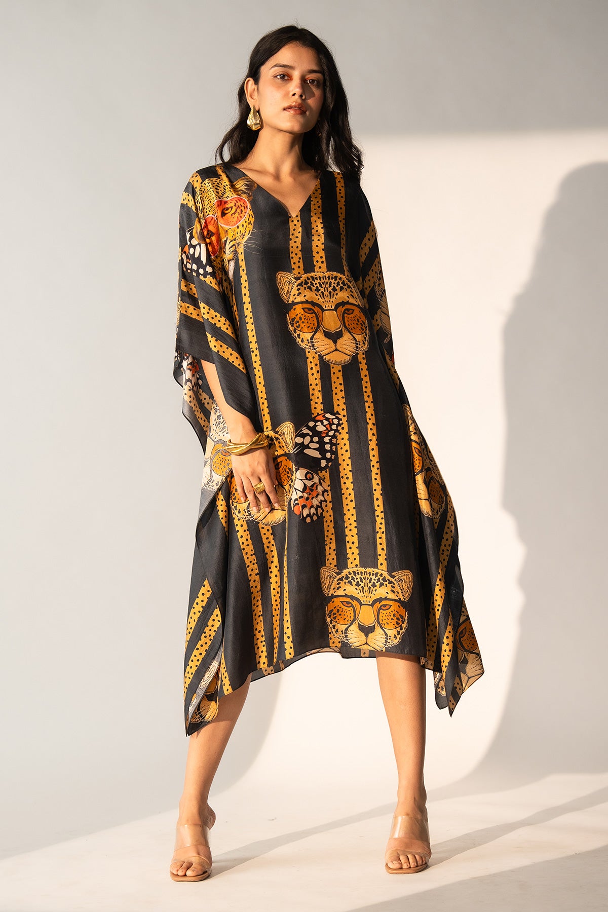 V NECK KAFTAN