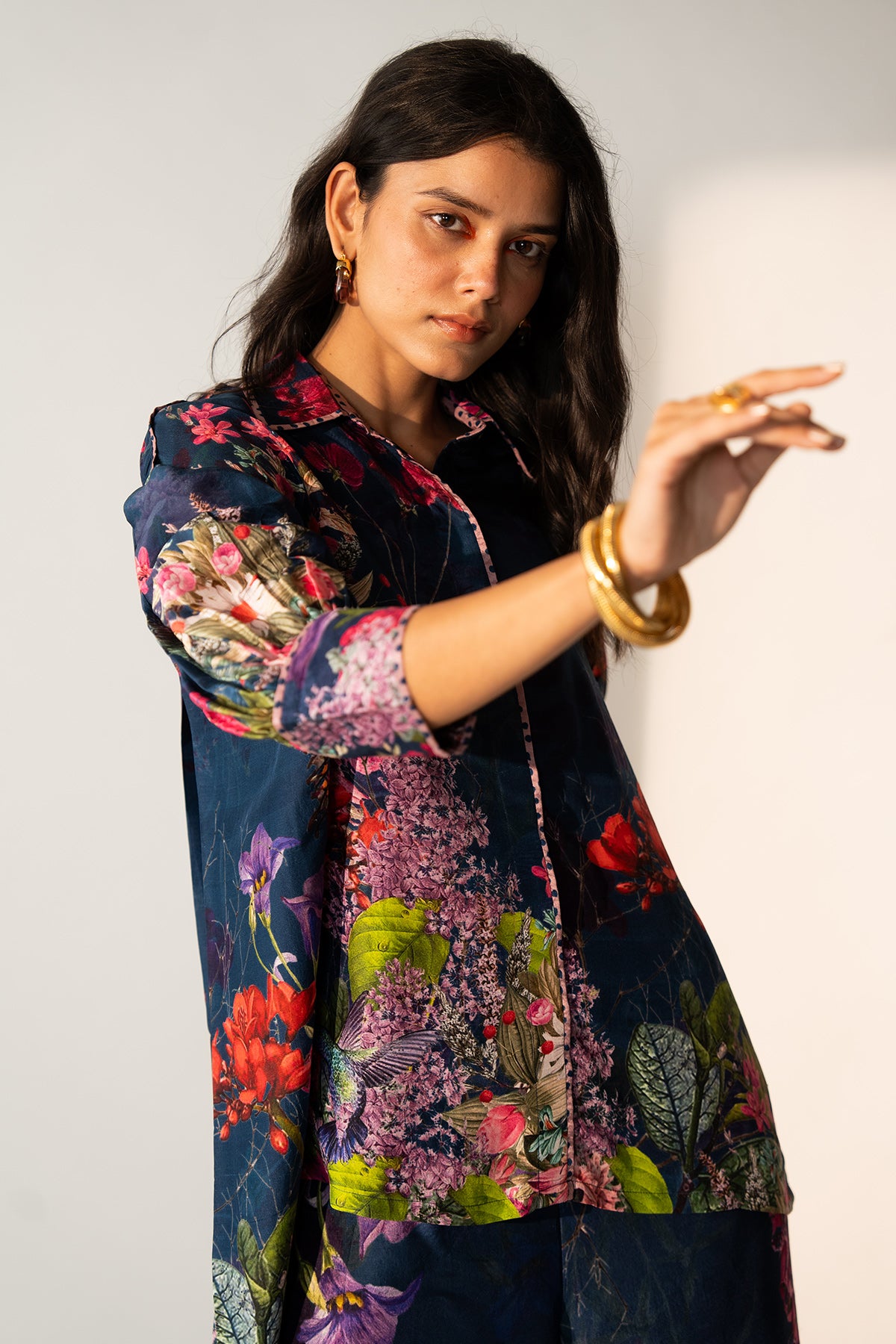 BOX SHIRT WITH PLEATED DETAILS