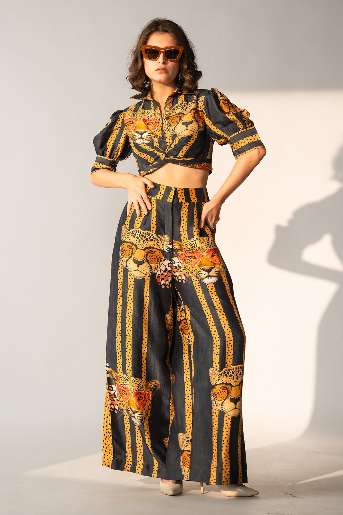TWISTED CROP SHIRT