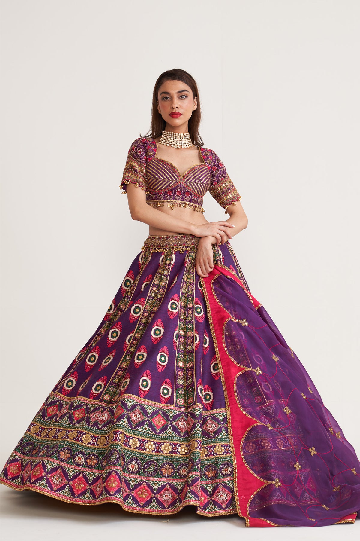 Naveli patola lehenga