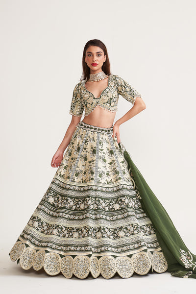 Bahar e gara parsi lehenga