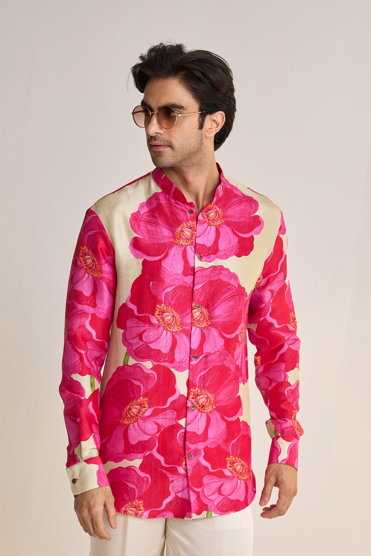 Multifloral pink shirt
