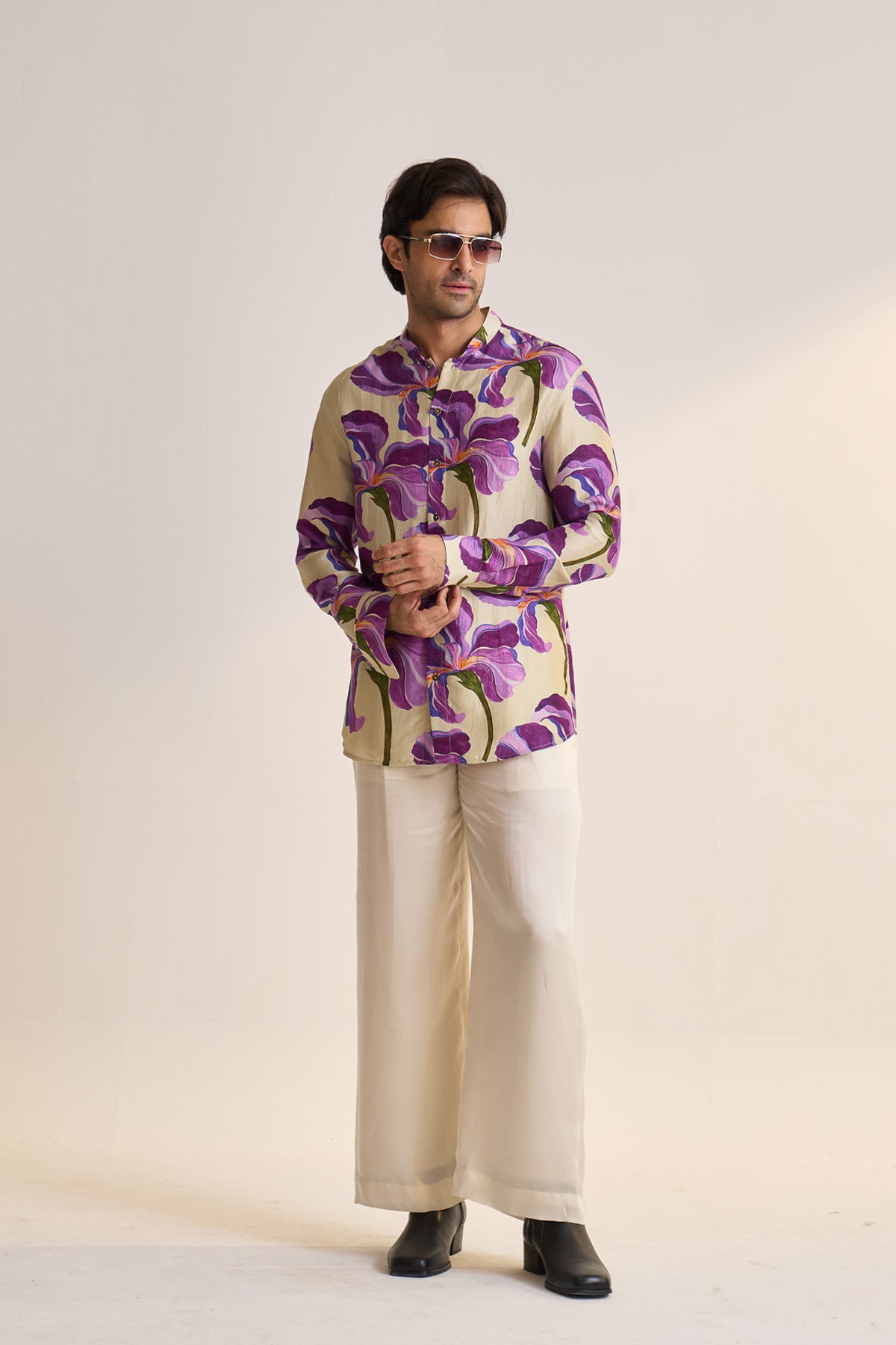 Multifloral purple shirt