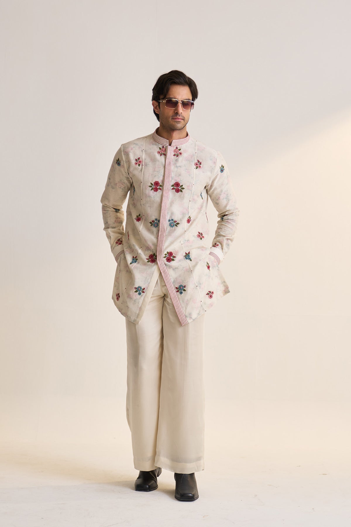 Chandni embroidered kurta set