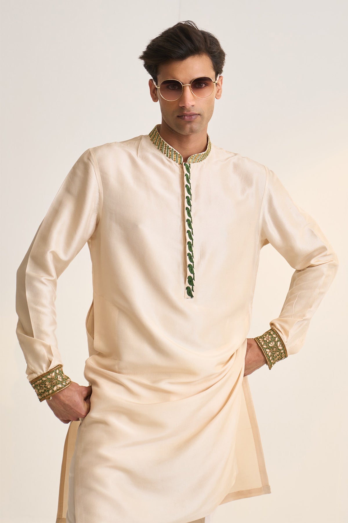 Noor kamal embellished kurta