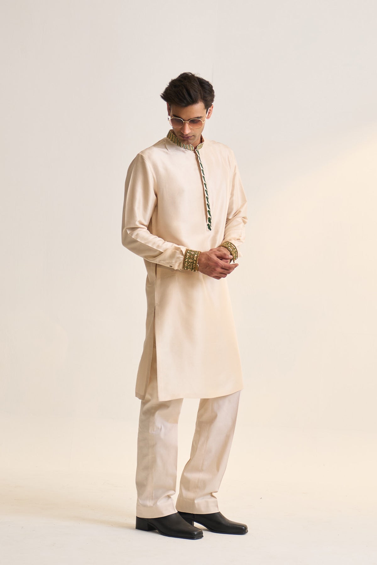 Noor kamal embellished kurta
