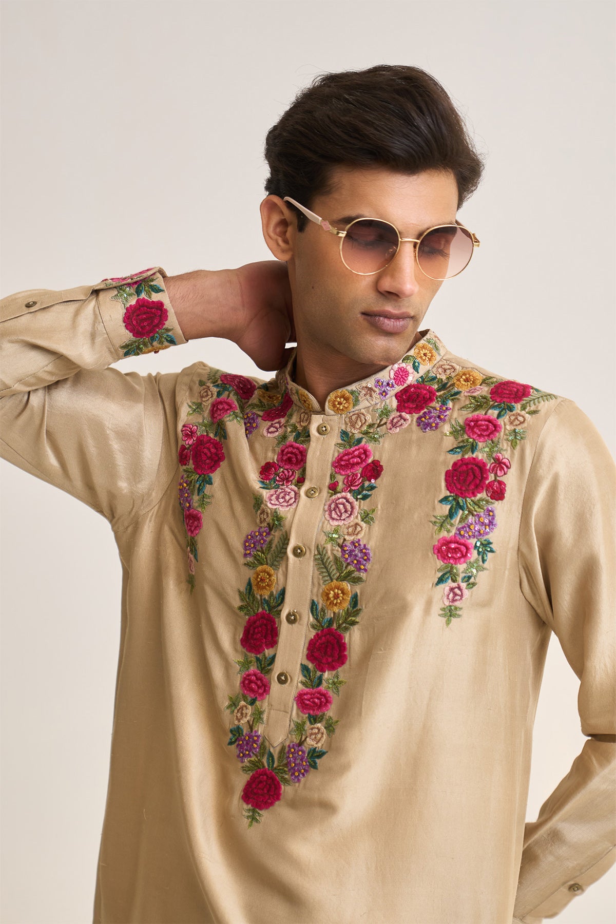 Multifloral embellished kurta