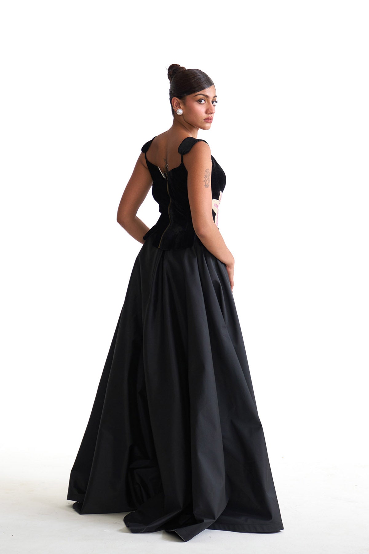 Pearl lily long asymmetric skirt