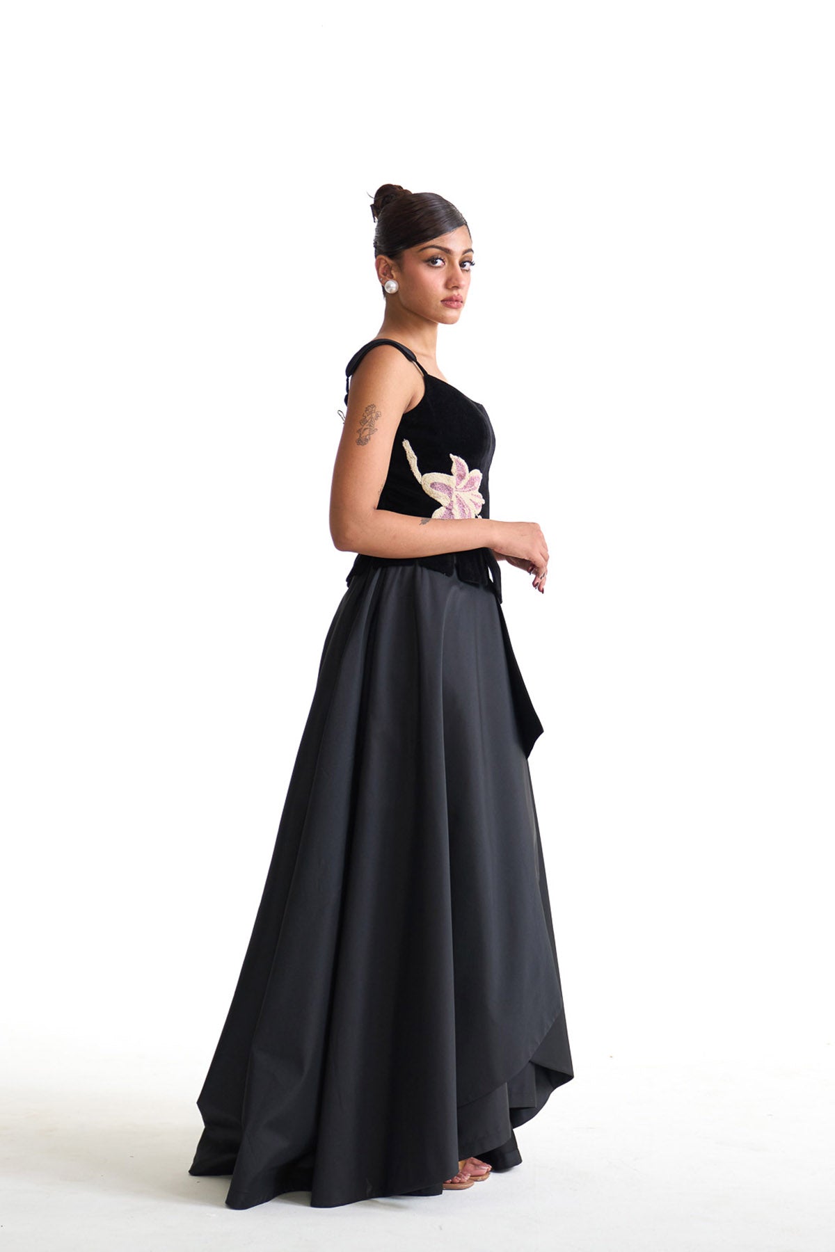Pearl lily long asymmetric skirt