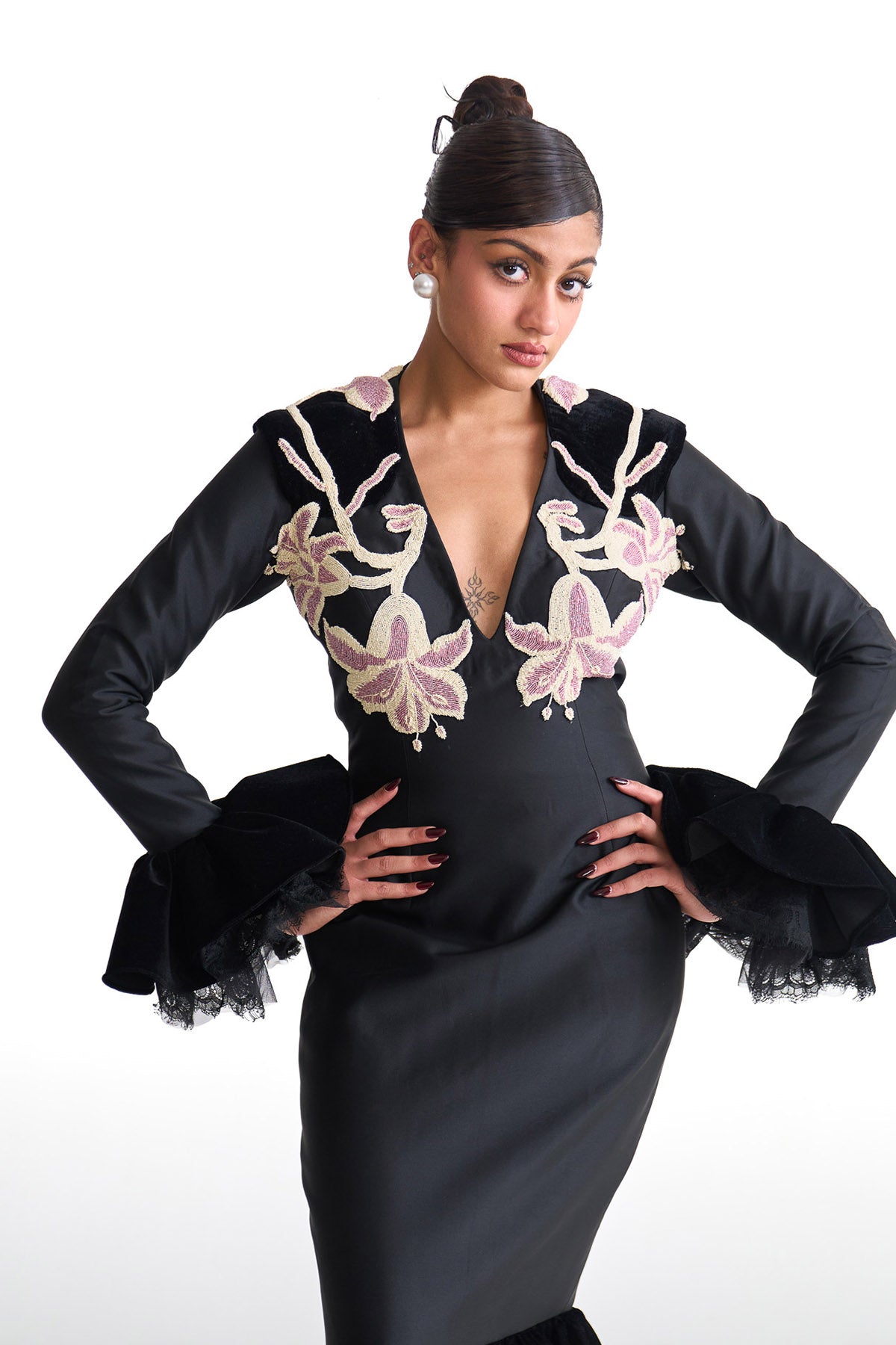 Pearl lily bodycon fish cut dress
