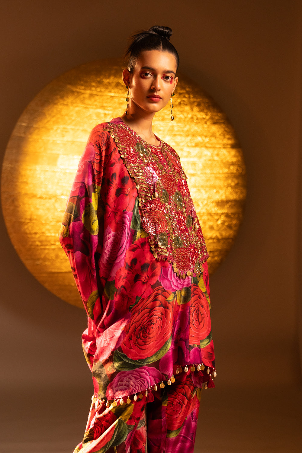 Scarlet Rose Cape With Pant