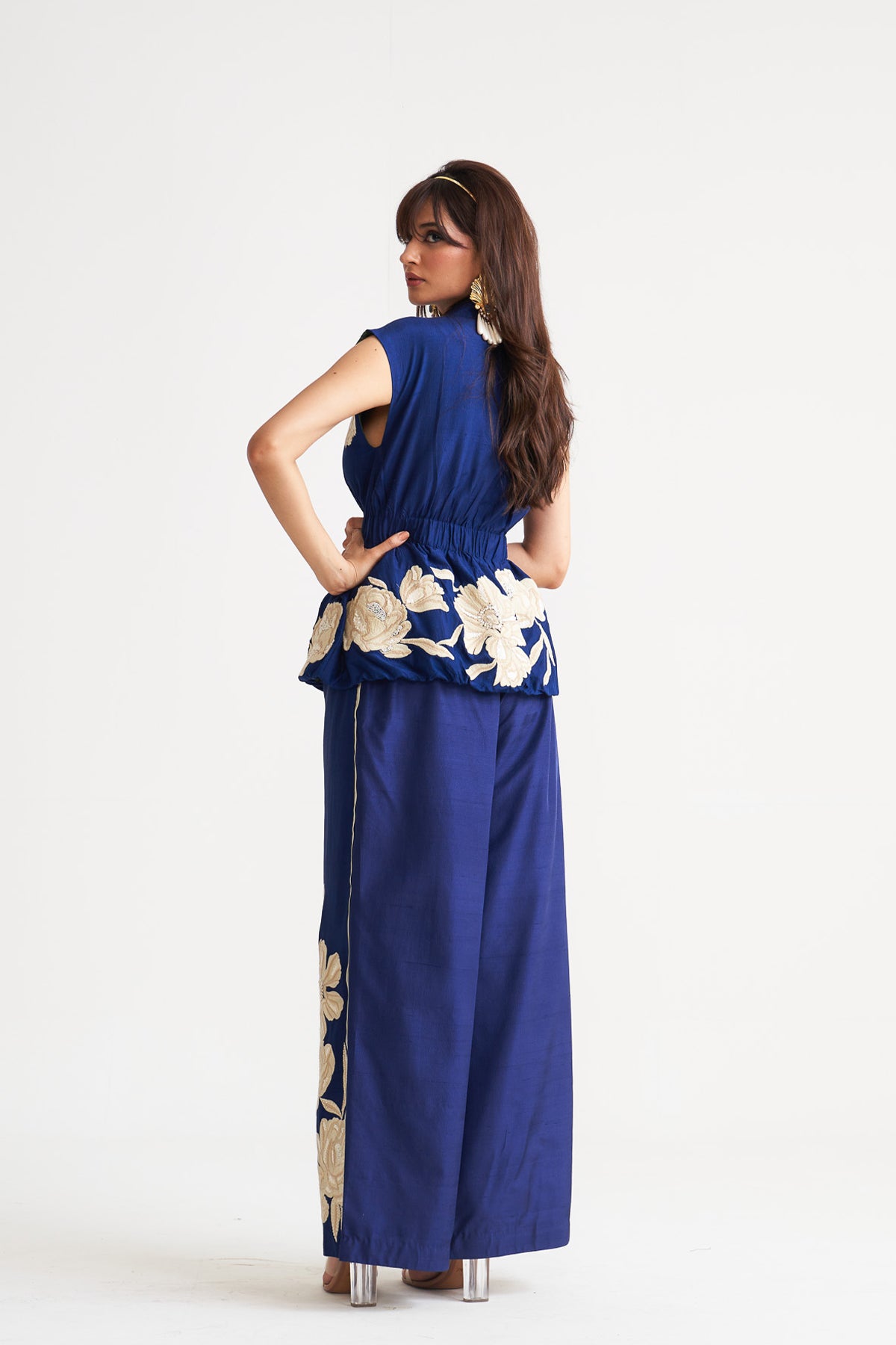 Side elasticated top