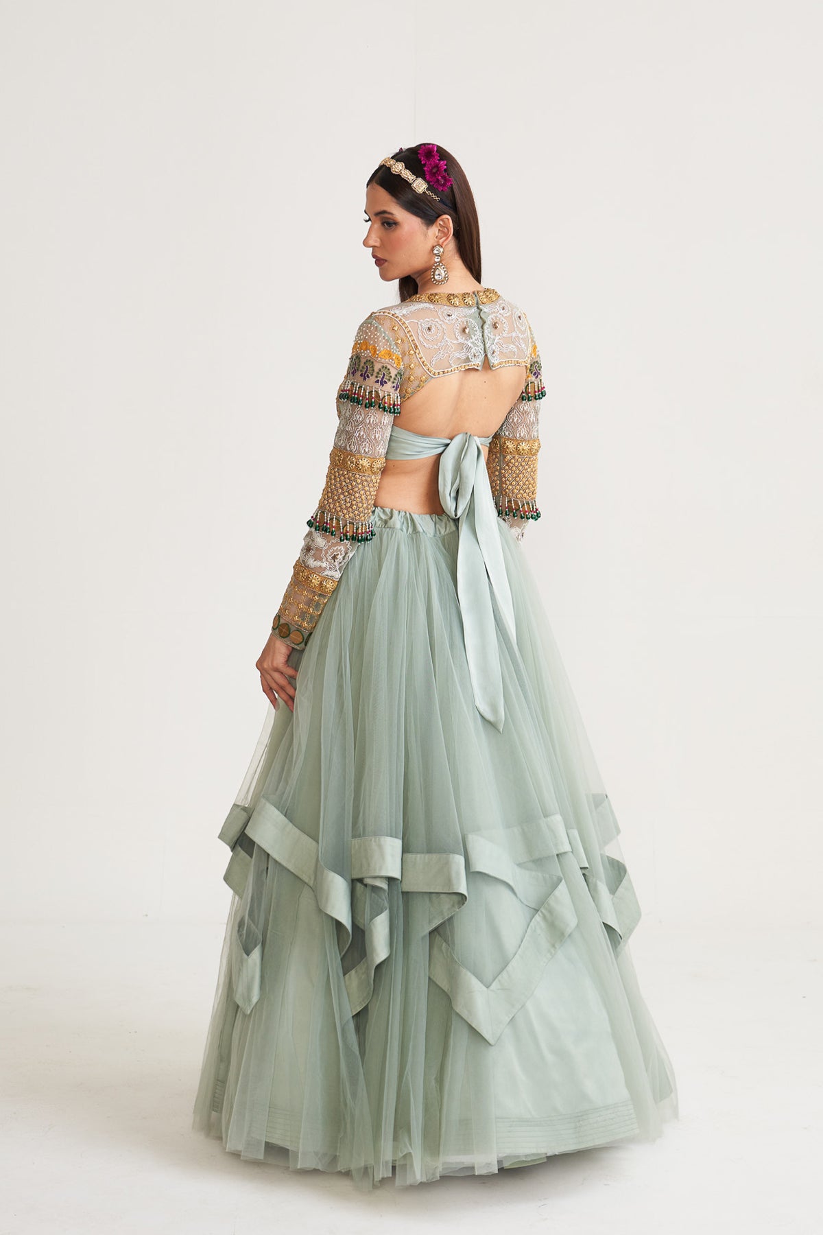 Asymmetric skirt set