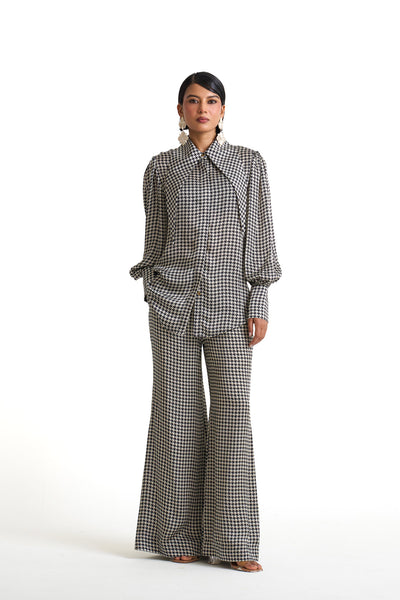 Rose grid elongated collar shirt