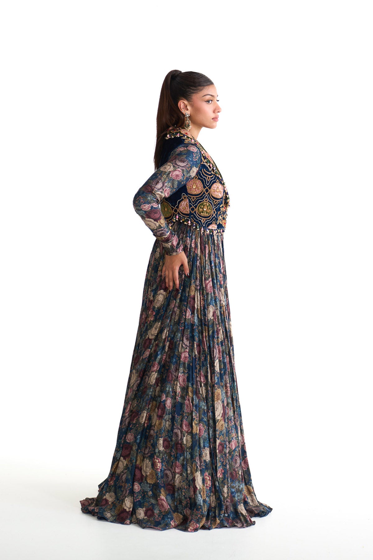 Royal vintage anarkali set