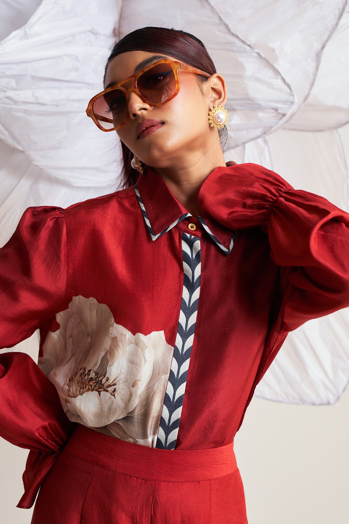 Puff sleeve shirt