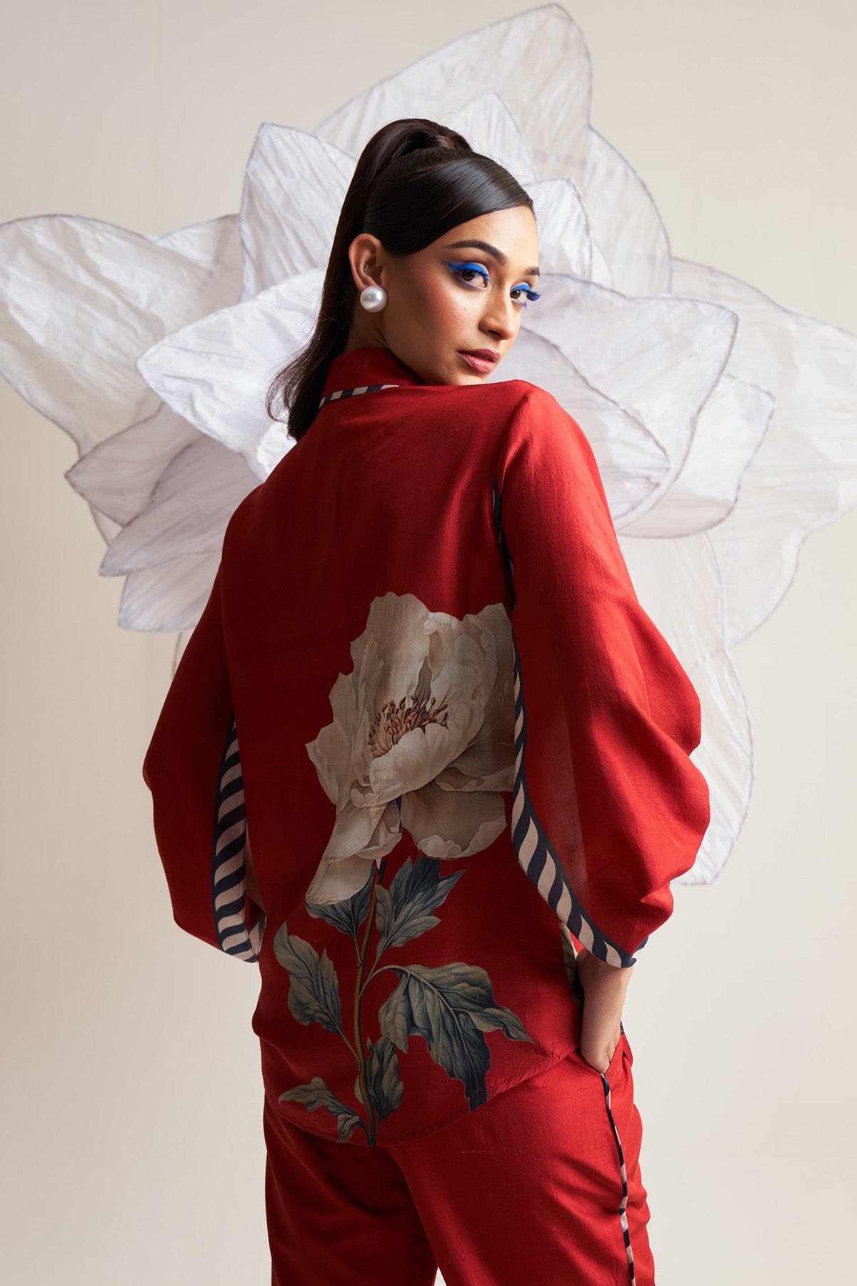 Shirt with sleeve details
