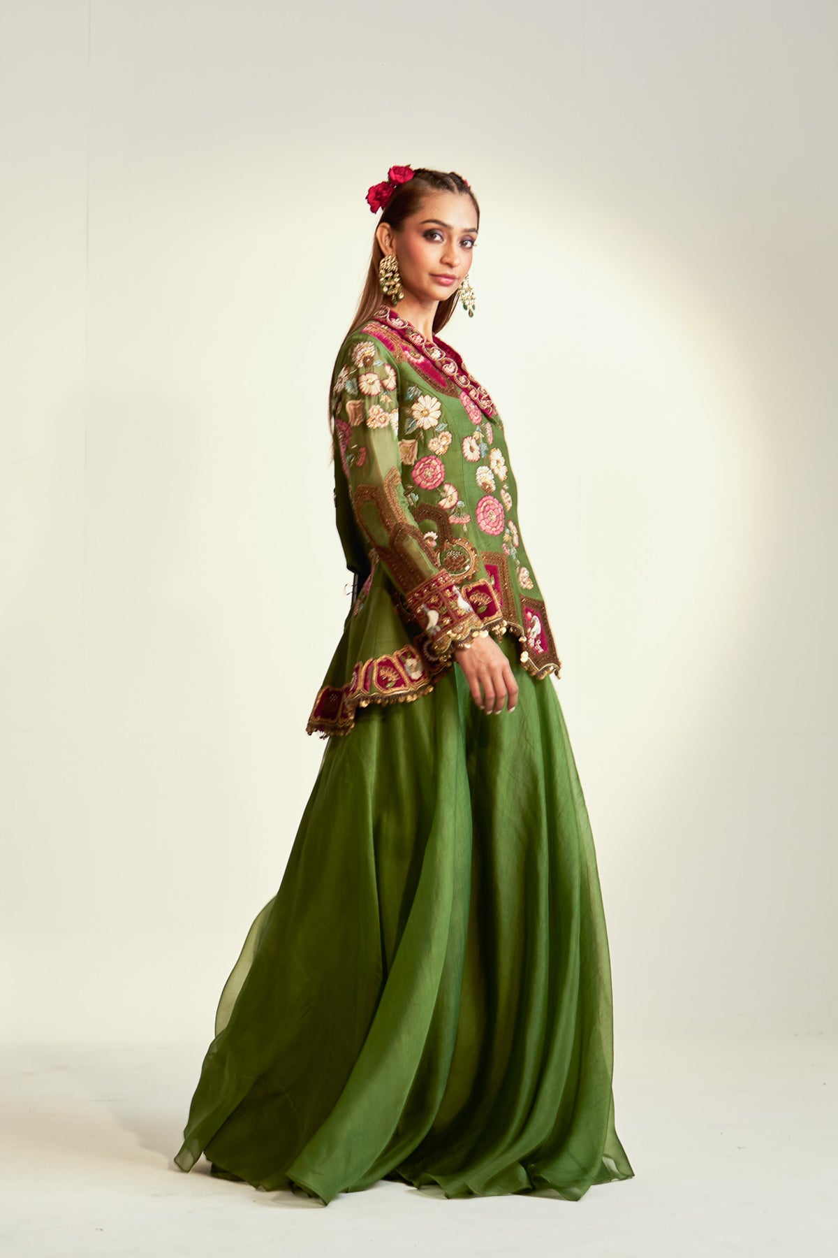 Heavy jacket and sharara set