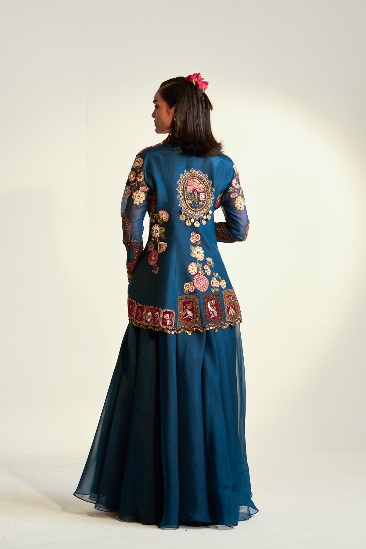 Heavy jacket and sharara set