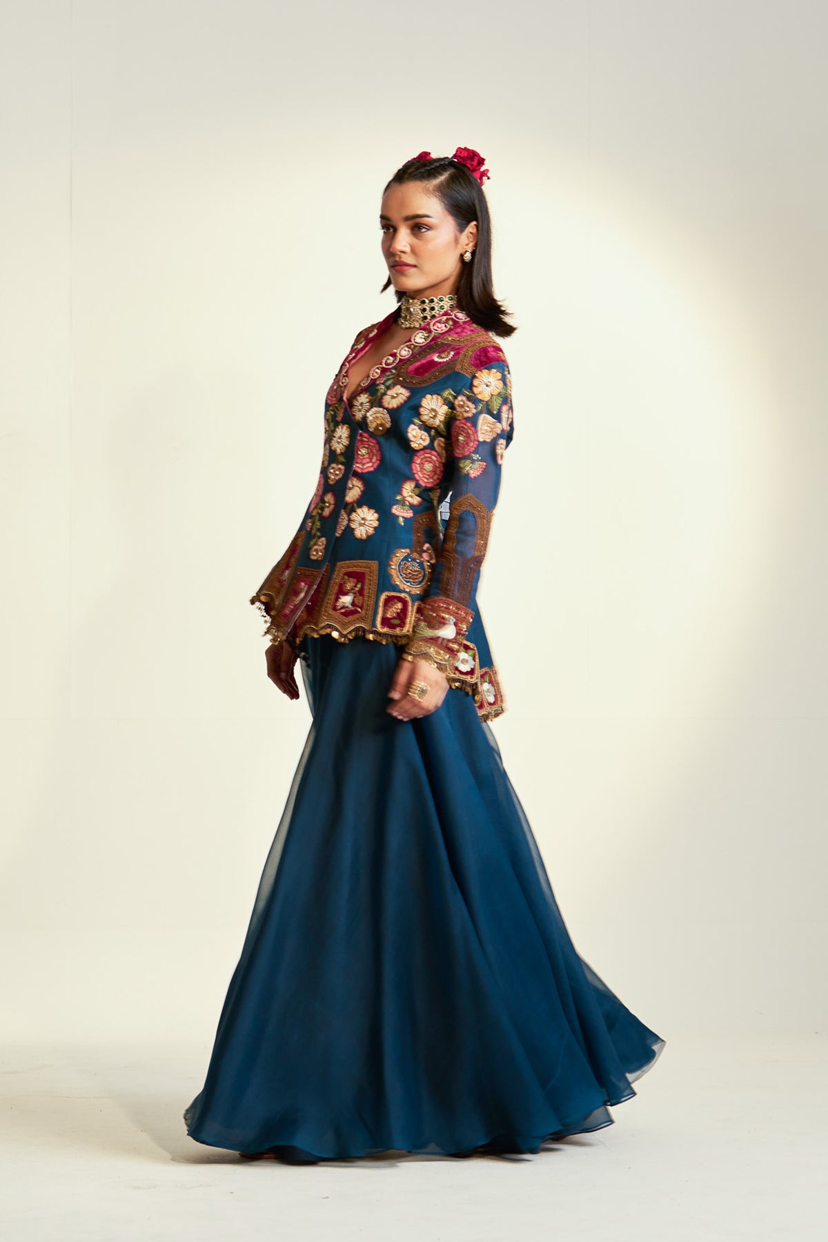 Heavy jacket and sharara set