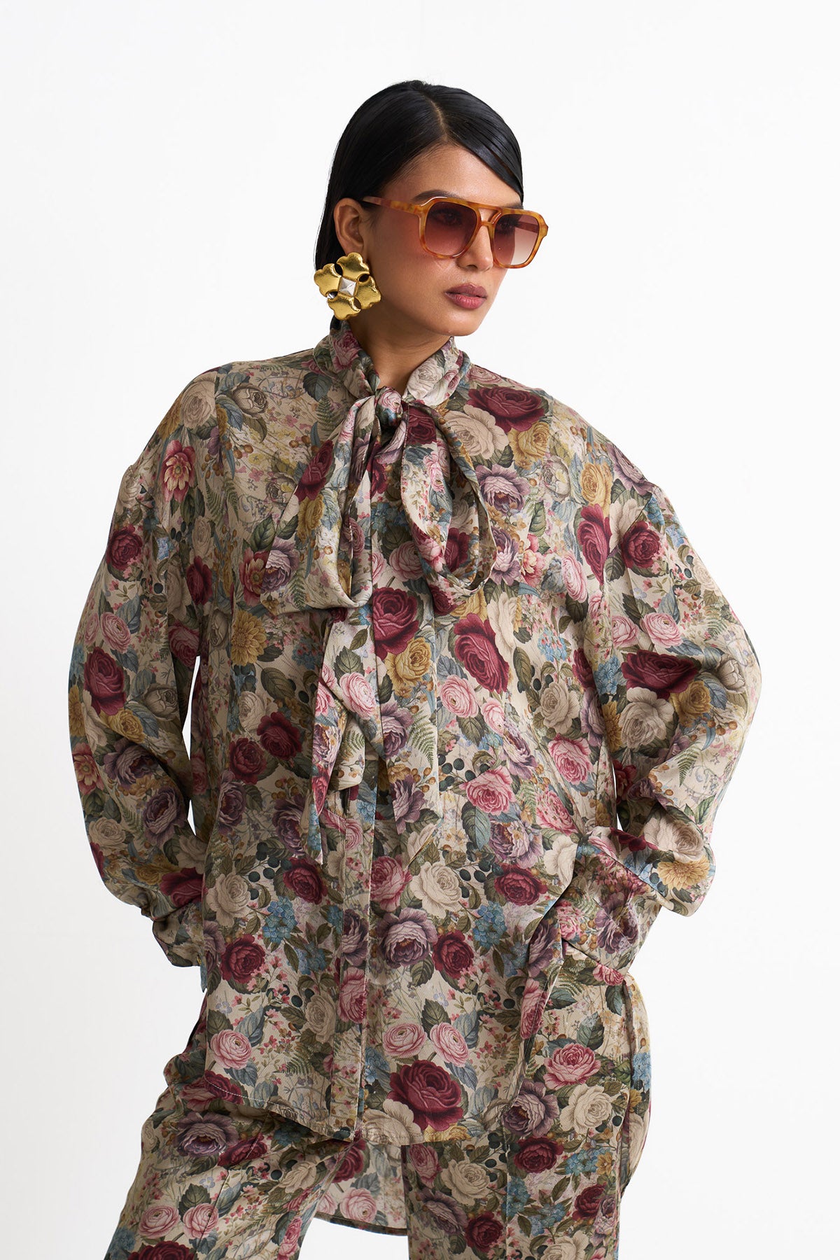 Vintage romance high low bow shirt