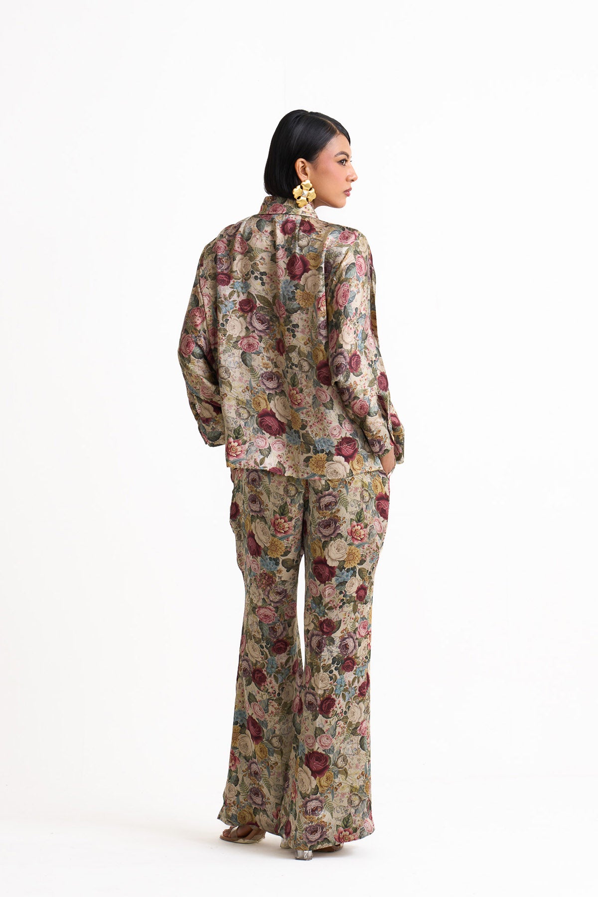 Vintage romance patch pocket shirt