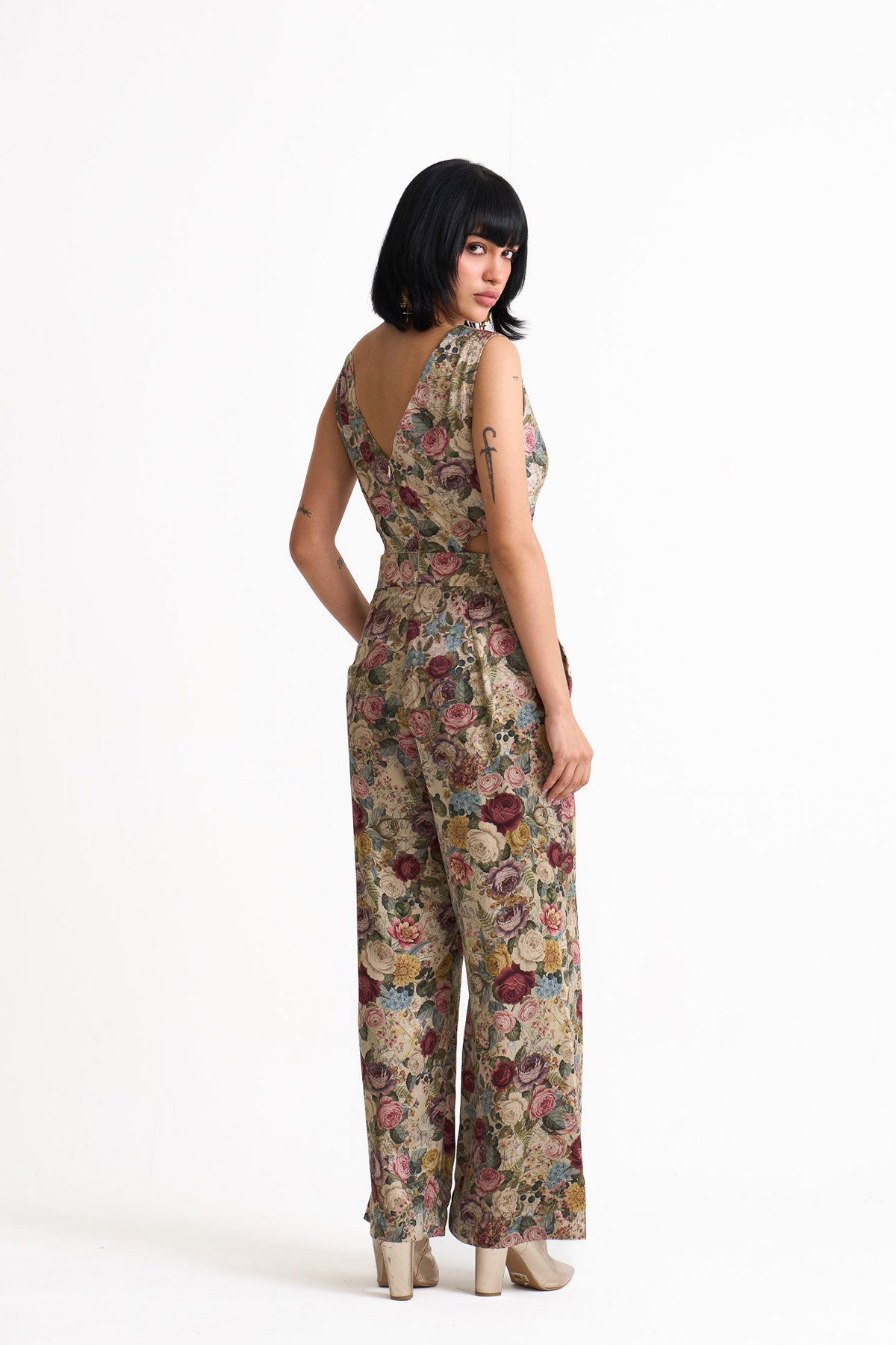 Vintage romance v neck cutout jumpsuit