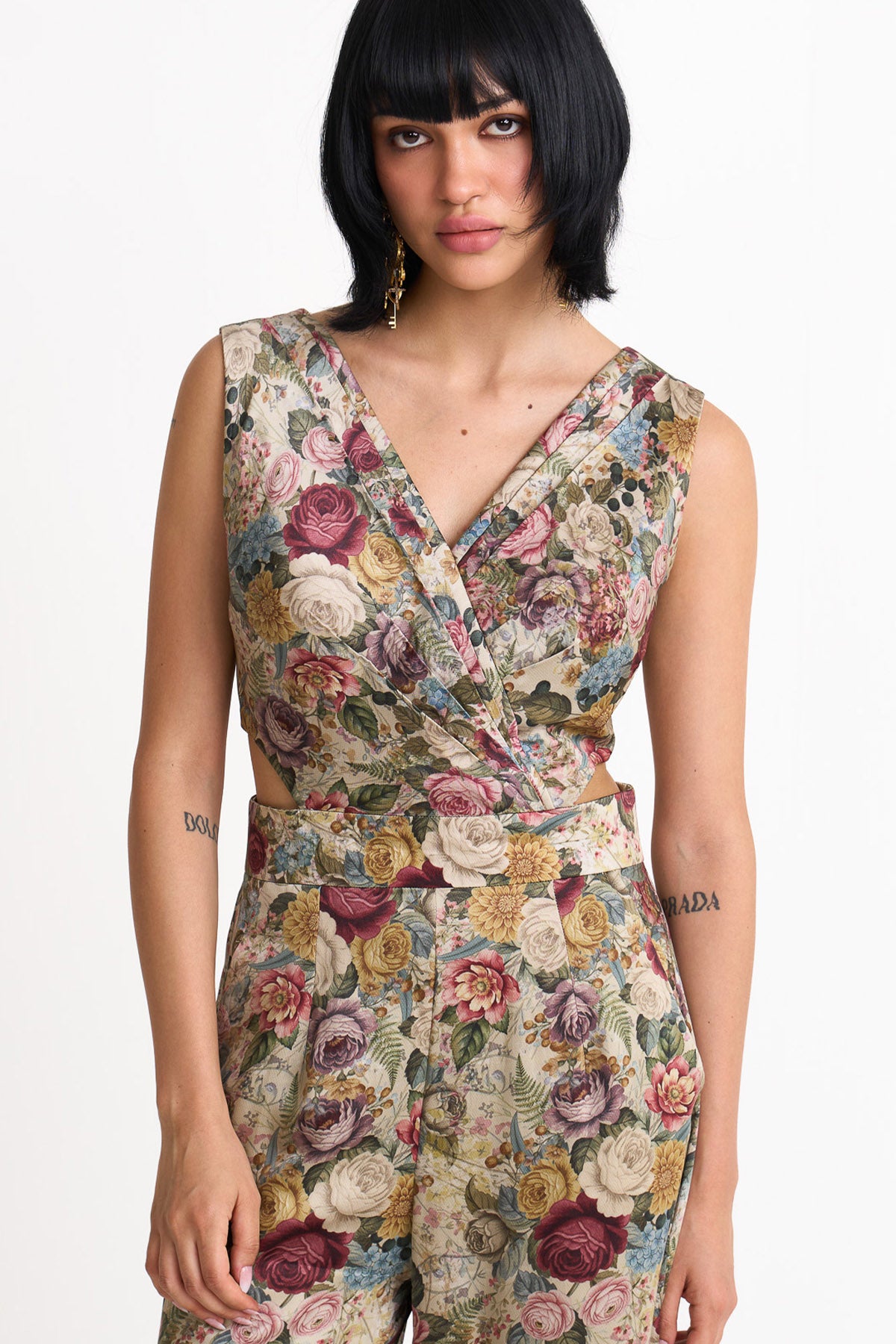 Vintage romance v neck cutout jumpsuit