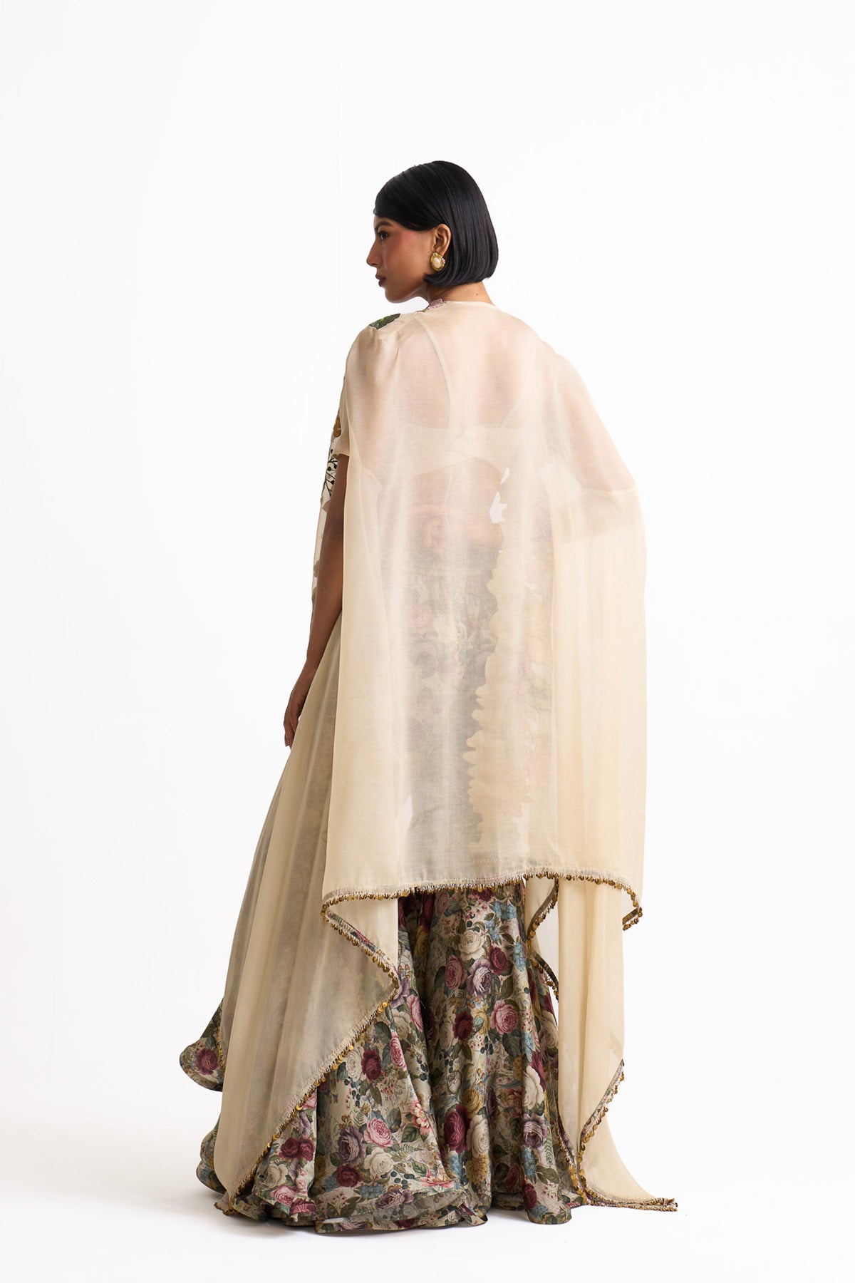Vinatge romance cape set