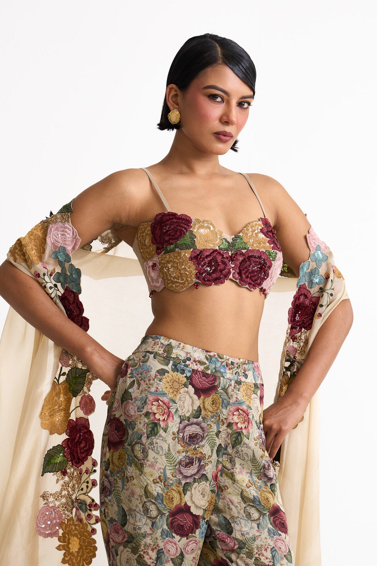 Vinatge romance cape set