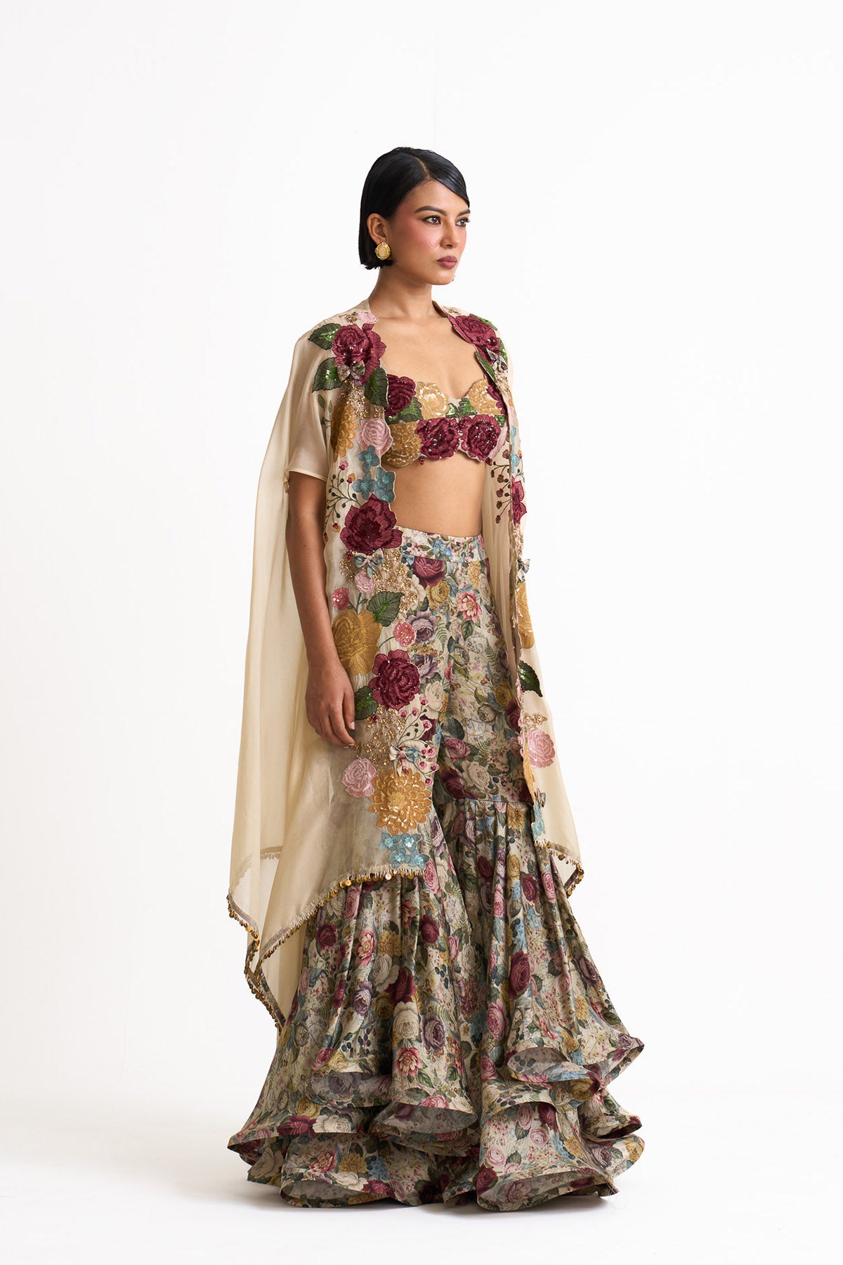 Vinatge romance cape set