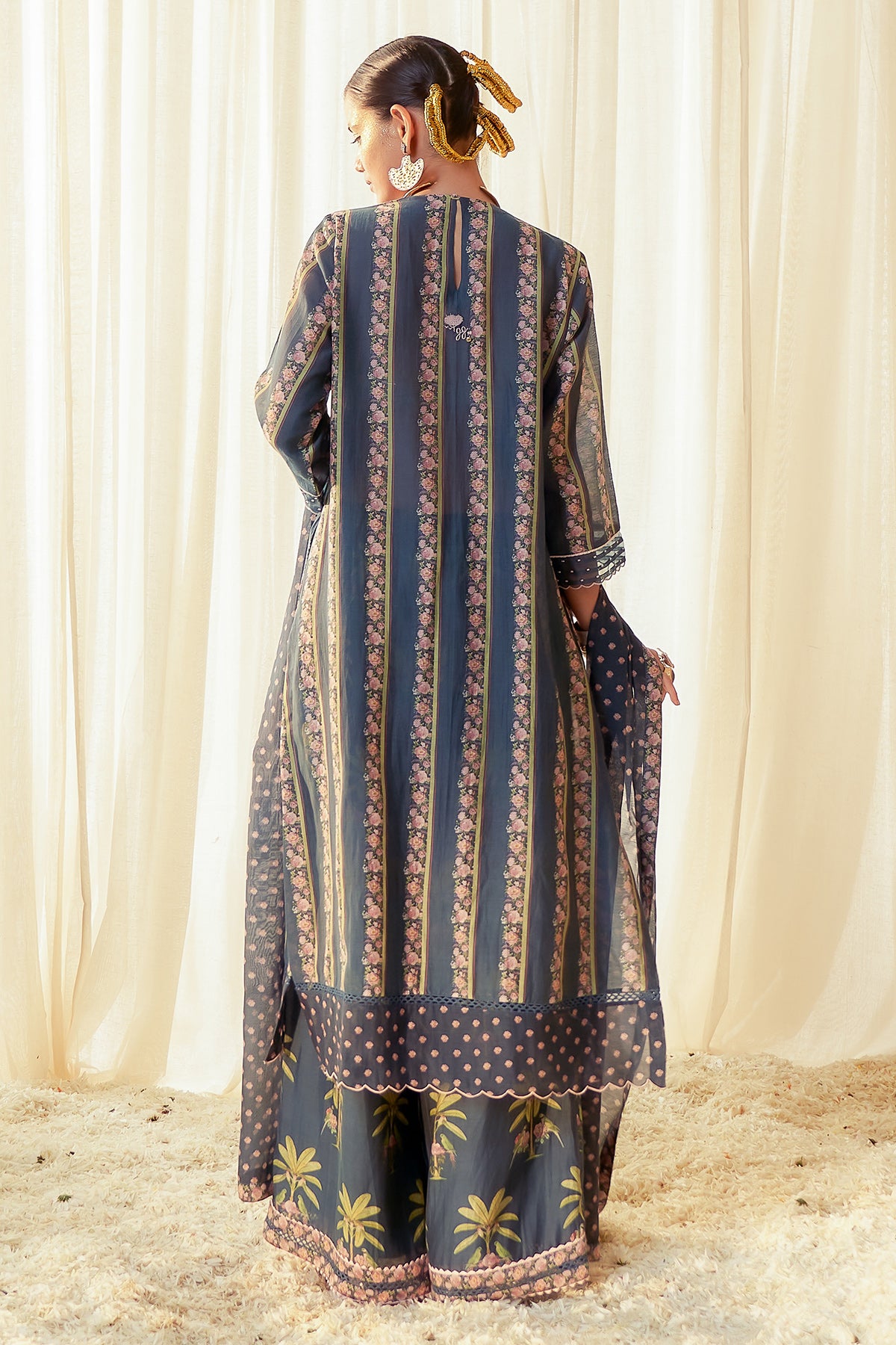 Chandni Floral Kurta Set (Blue)
