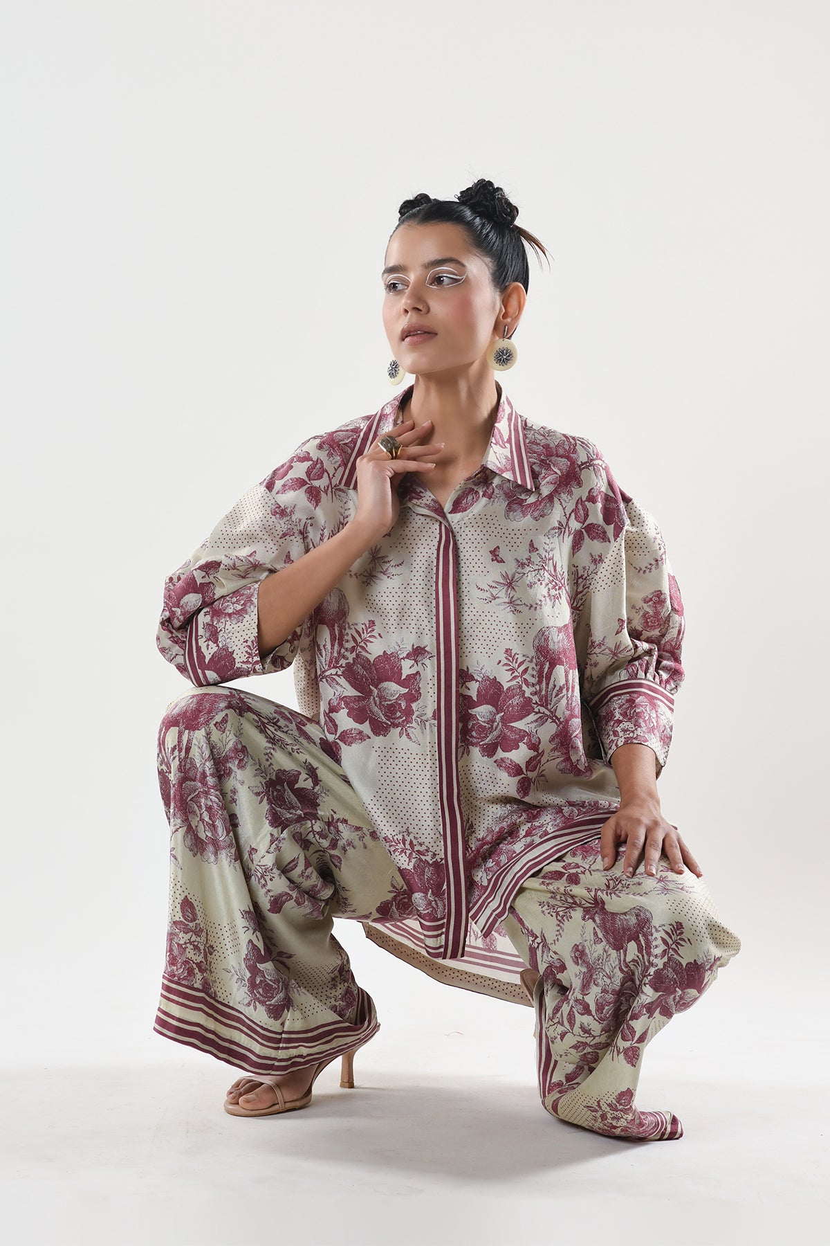 yoke pleated boxy shirt